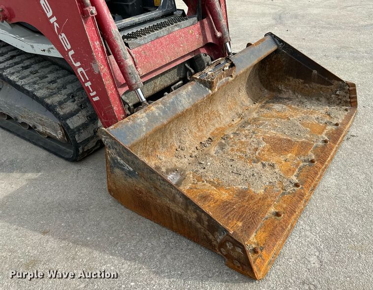 image for item OF9257 2018 Takeuchi TL6R tracked skid steer loader
