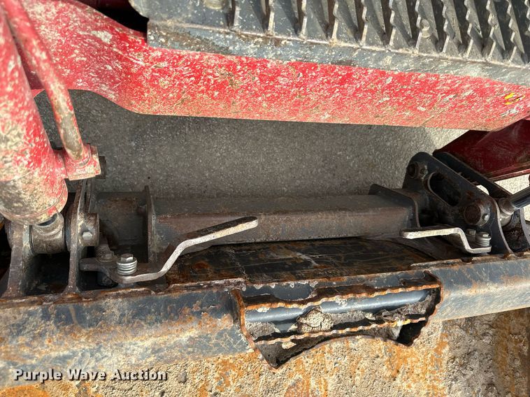 image for item OF9257 2018 Takeuchi TL6R tracked skid steer loader