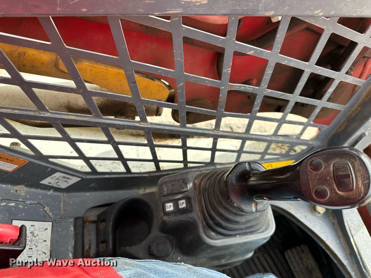 image for item OF9257 2018 Takeuchi TL6R tracked skid steer loader