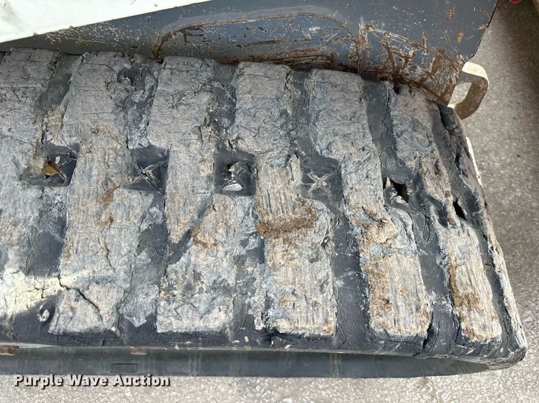 image for item OF9257 2018 Takeuchi TL6R tracked skid steer loader