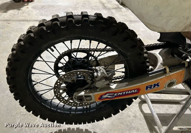 image for item OF9268 (2) dirt bikes 