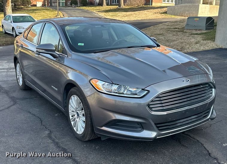 image for item OF9280 2014 Ford Fusion SE 