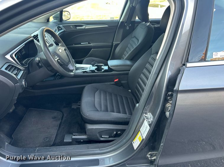 image for item OF9280 2014 Ford Fusion SE 