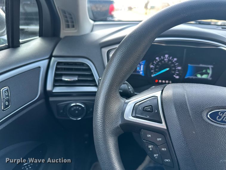 image for item OF9280 2014 Ford Fusion SE 