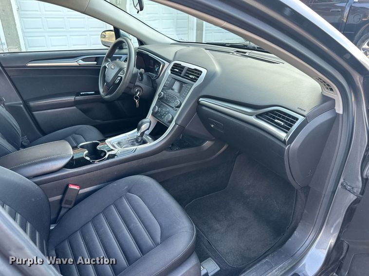 image for item OF9280 2014 Ford Fusion SE 