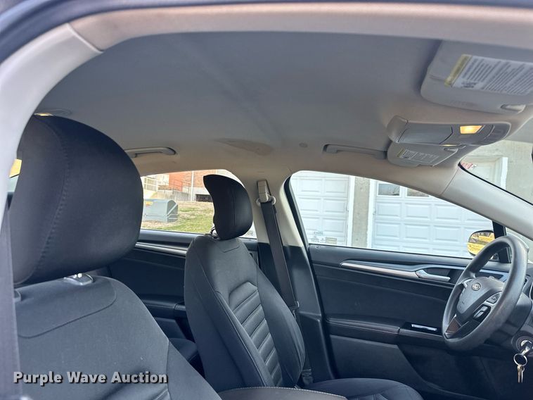 image for item OF9280 2014 Ford Fusion SE 