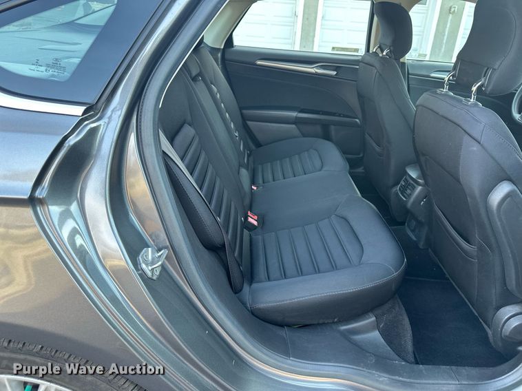 image for item OF9280 2014 Ford Fusion SE 