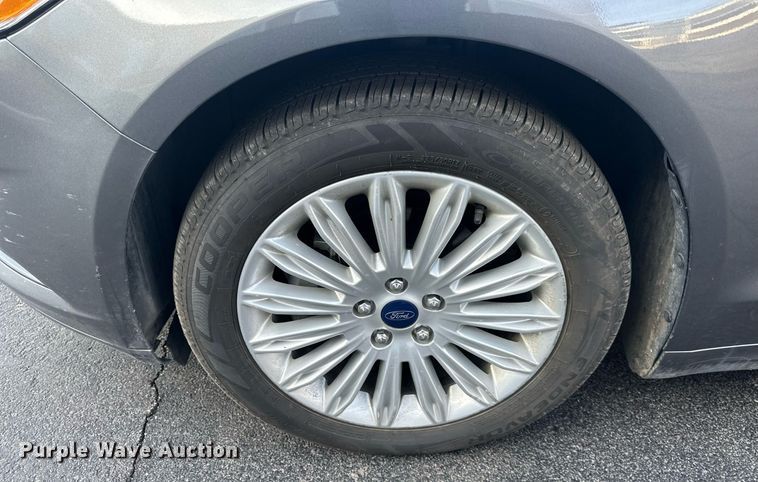 image for item OF9280 2014 Ford Fusion SE 