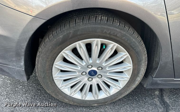 image for item OF9280 2014 Ford Fusion SE 