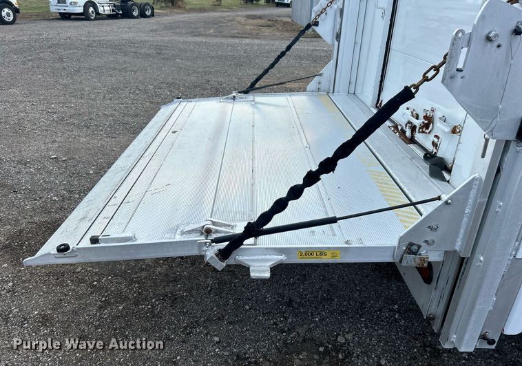 image for item OI9505 2012 Workhorse W62 delivery van