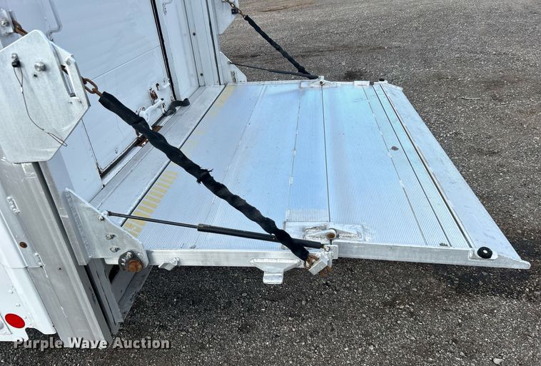 image for item OI9505 2012 Workhorse W62 delivery van