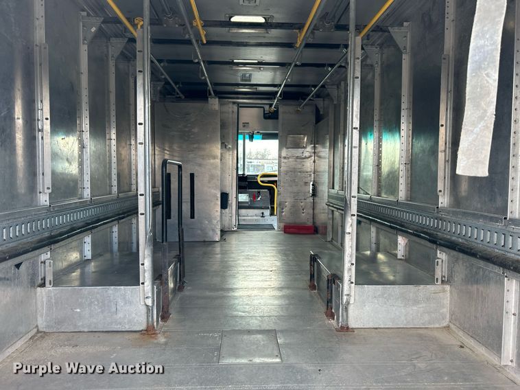 image for item OI9505 2012 Workhorse W62 delivery van