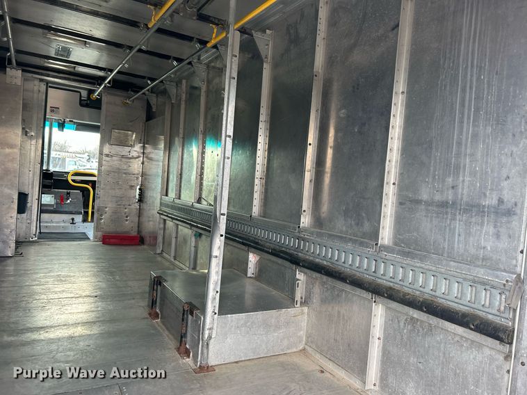 image for item OI9505 2012 Workhorse W62 delivery van