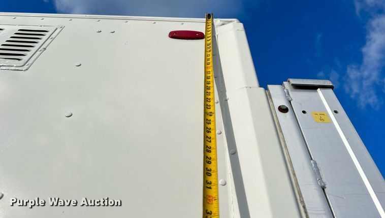 image for item OI9505 2012 Workhorse W62 delivery van