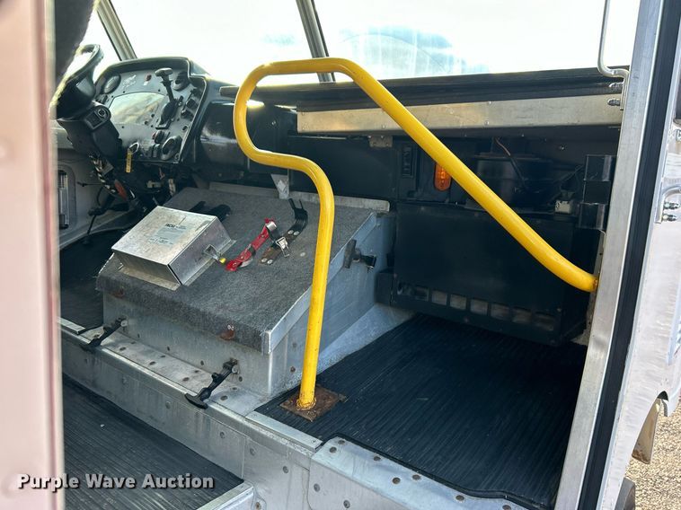 image for item OI9505 2012 Workhorse W62 delivery van