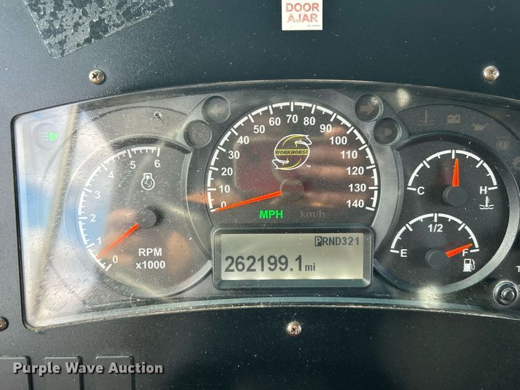 image for item OI9505 2012 Workhorse W62 delivery van