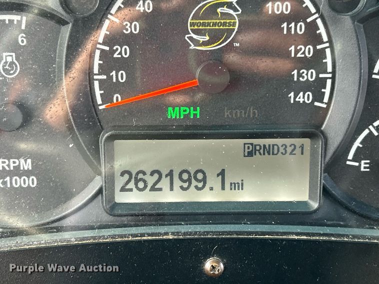 image for item OI9505 2012 Workhorse W62 delivery van