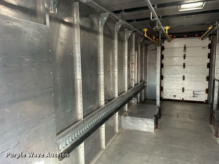 image for item OI9505 2012 Workhorse W62 delivery van