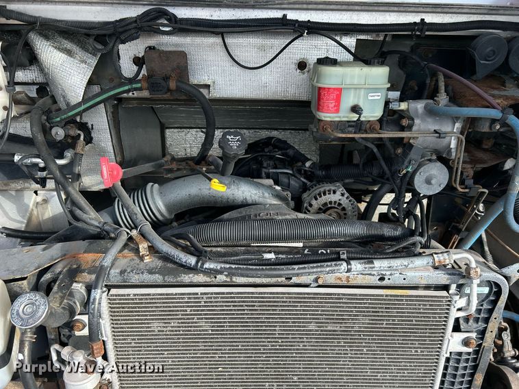 image for item OI9505 2012 Workhorse W62 delivery van