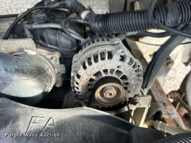 image for item OI9505 2012 Workhorse W62 delivery van