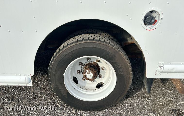 image for item OI9505 2012 Workhorse W62 delivery van