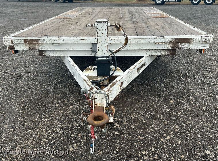 image for item OI9513 2002 C & B Quality Trailer Works C&B Quality Trailer equipment trailer
