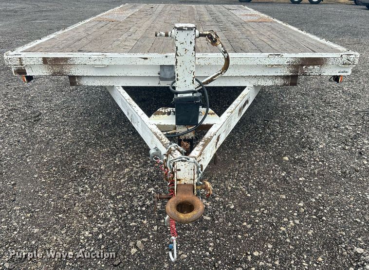 image for item OI9513 2002 C & B Quality Trailer Works C&B Quality Trailer equipment trailer