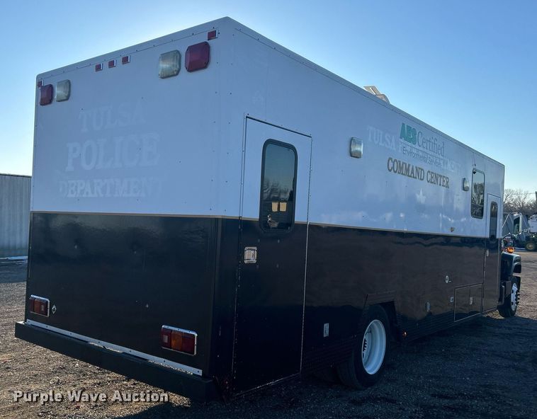 image for item OI9555 1995 GMC Top Kick mobile command center