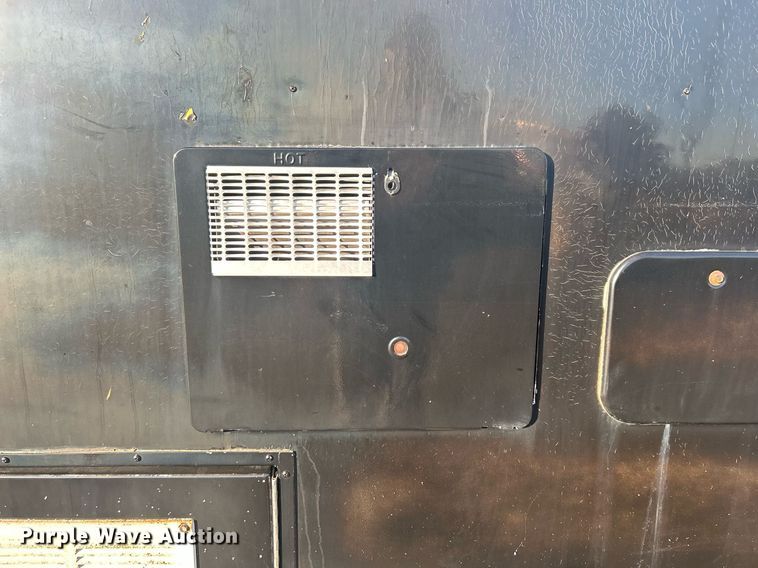 image for item OI9555 1995 GMC Top Kick mobile command center