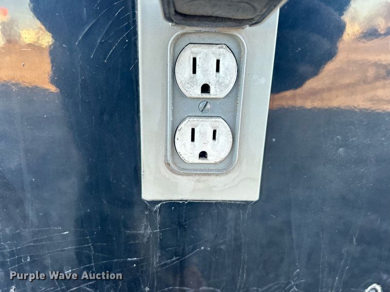 image for item OI9555 1995 GMC Top Kick mobile command center