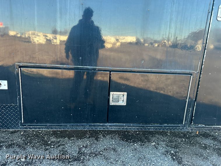 image for item OI9555 1995 GMC Top Kick mobile command center