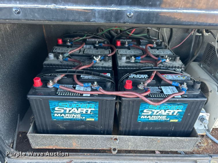 image for item OI9555 1995 GMC Top Kick mobile command center