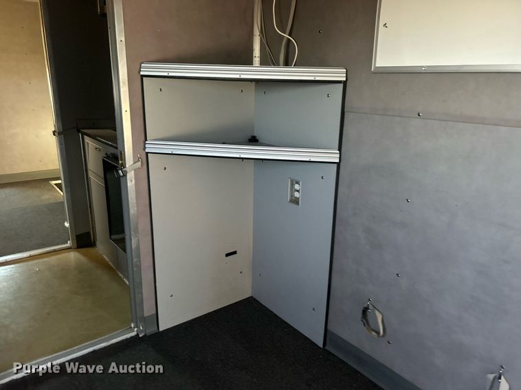 image for item OI9555 1995 GMC Top Kick mobile command center