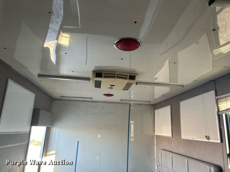 image for item OI9555 1995 GMC Top Kick mobile command center