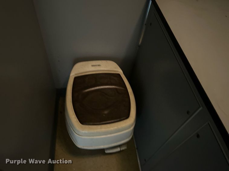 image for item OI9555 1995 GMC Top Kick mobile command center