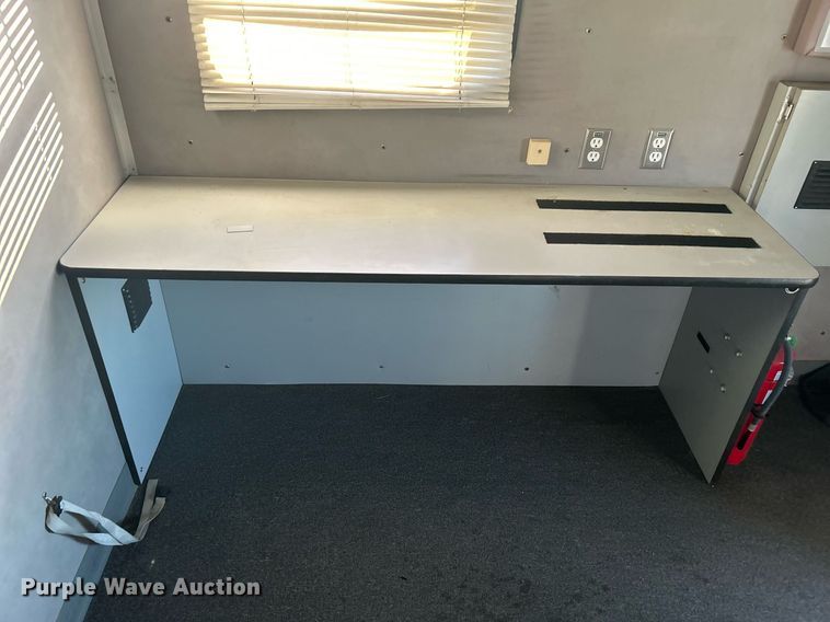 image for item OI9555 1995 GMC Top Kick mobile command center