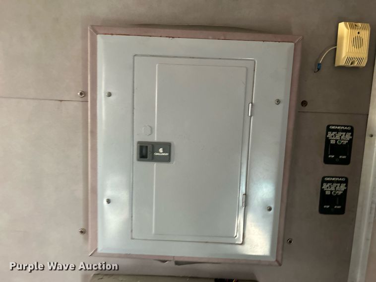 image for item OI9555 1995 GMC Top Kick mobile command center