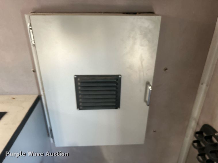 image for item OI9555 1995 GMC Top Kick mobile command center