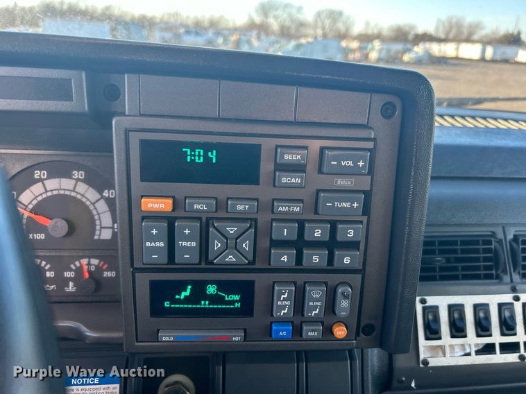 image for item OI9555 1995 GMC Top Kick mobile command center