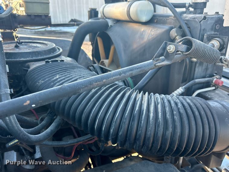 image for item OI9555 1995 GMC Top Kick mobile command center