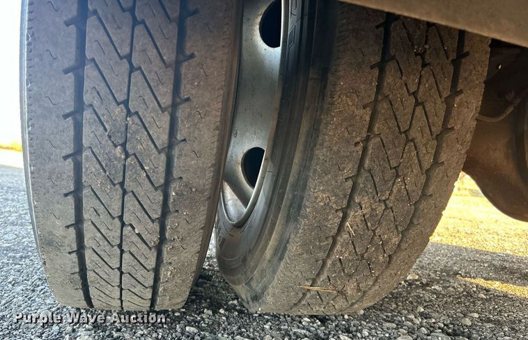 image for item OI9555 1995 GMC Top Kick mobile command center