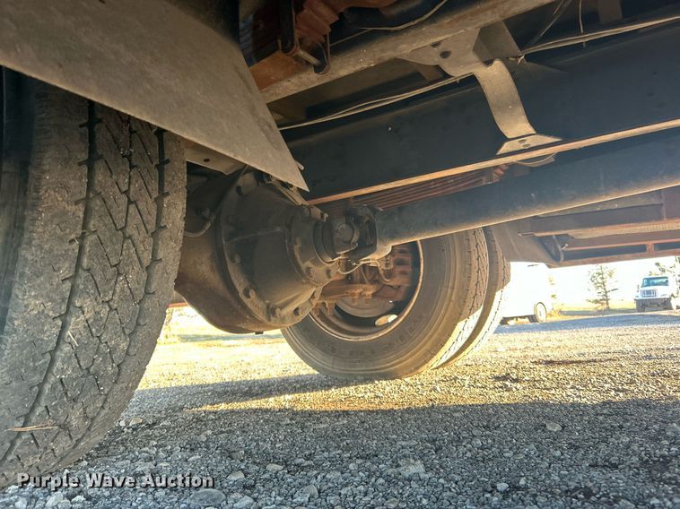 image for item OI9555 1995 GMC Top Kick mobile command center