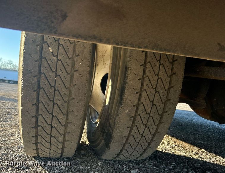 image for item OI9555 1995 GMC Top Kick mobile command center