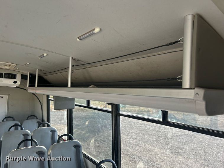 image for item OI9556 2019 Freightliner  Business Class M2 shuttle bus