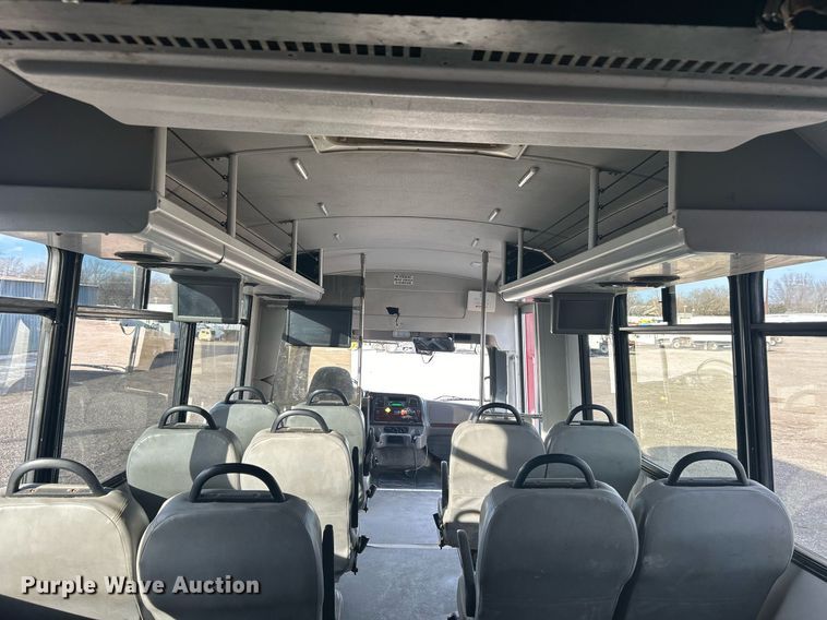 image for item OI9556 2019 Freightliner  Business Class M2 shuttle bus