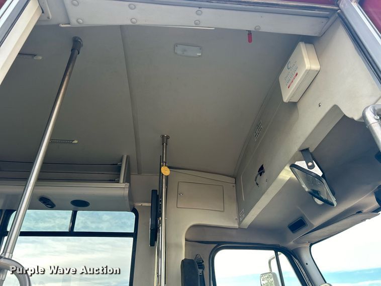 image for item OI9556 2019 Freightliner  Business Class M2 shuttle bus