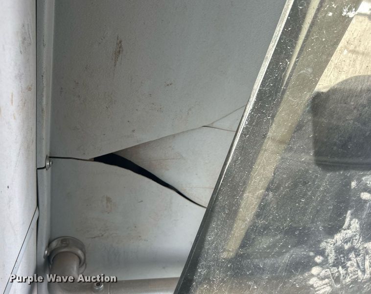 image for item OI9556 2019 Freightliner  Business Class M2 shuttle bus