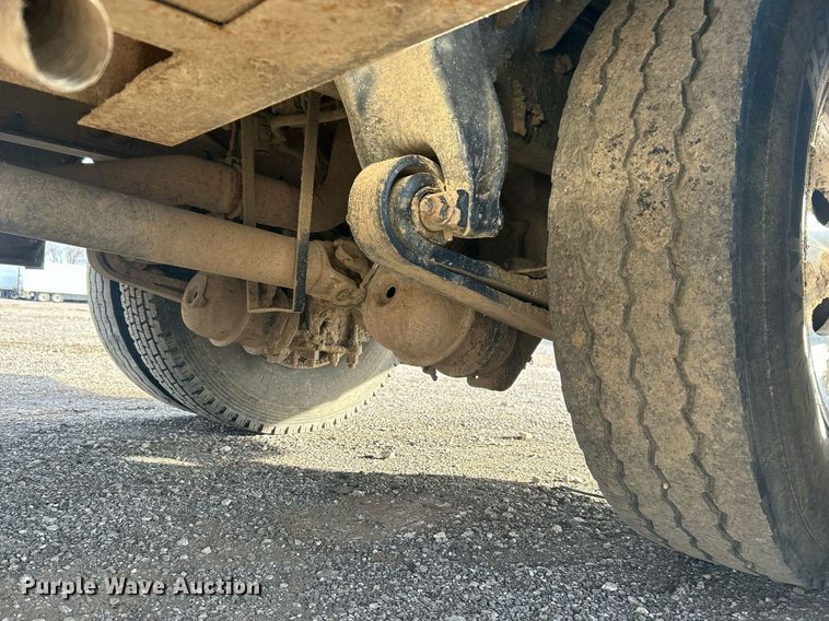 image for item OI9556 2019 Freightliner  Business Class M2 shuttle bus