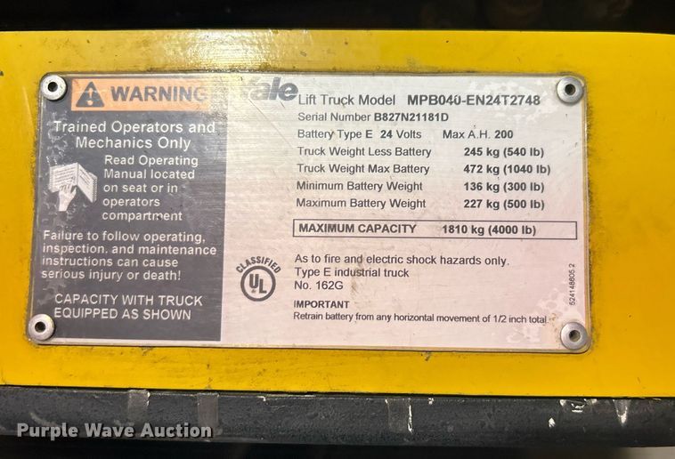 image for item OI9560 Yale MPB040-EN24T2748 pallet jack