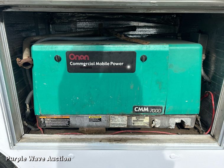 image for item OI9562 2006 Chevrolet Express food truck